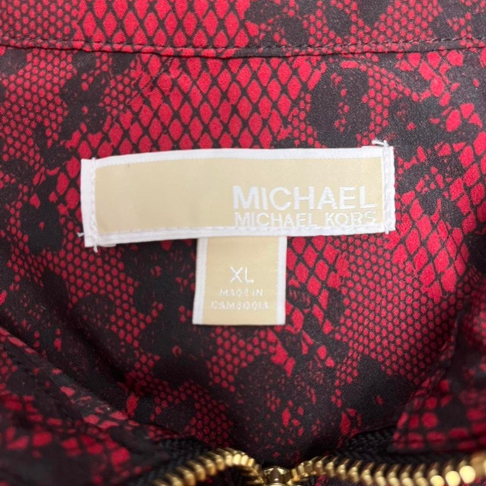 Michael Kors red lace print full zip dog tag blouse. Roll snap sleeves - Picture 3 of 6